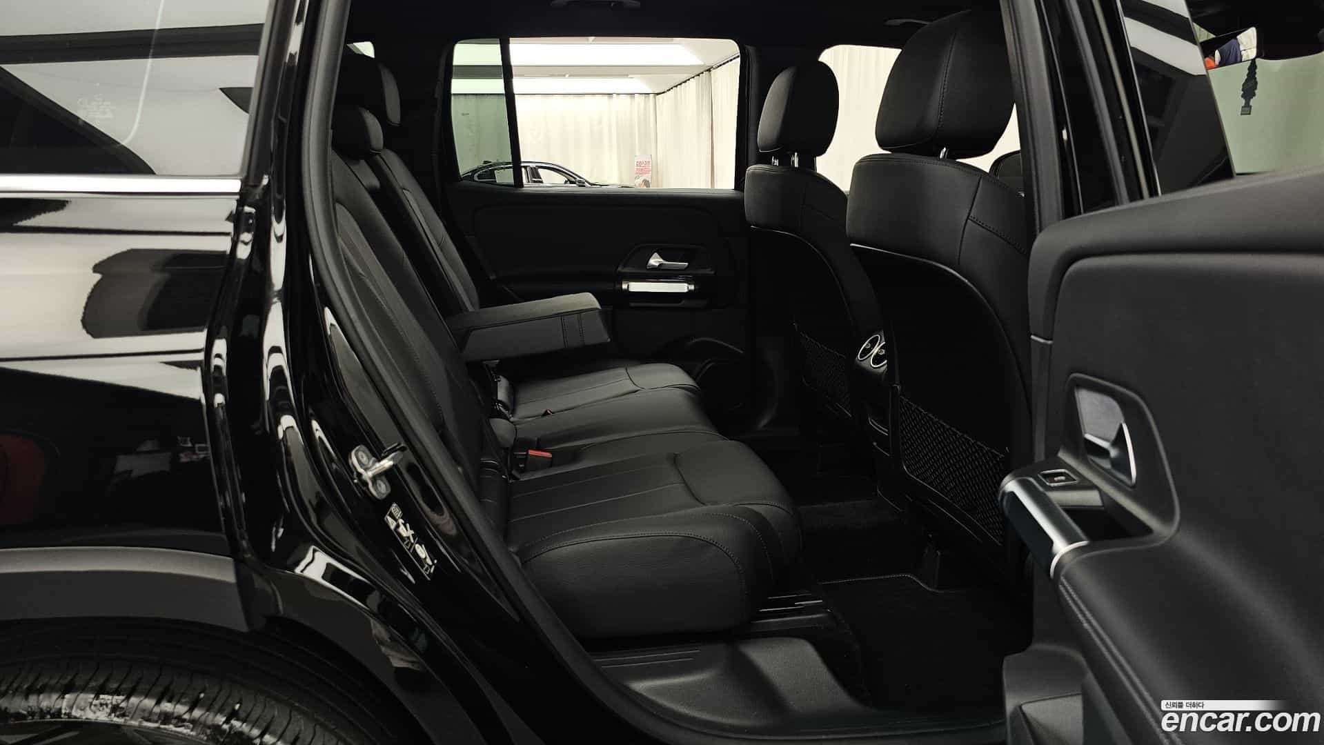 GLB-Class Mercedes-Benz 2024.6-OPTION-016