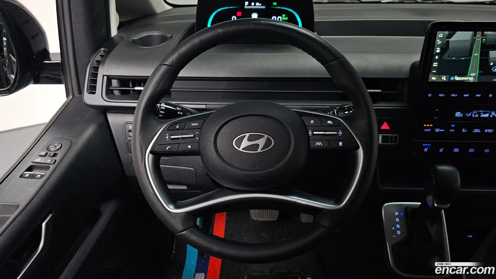 Staria Hyundai 2025.4-OPTION-017