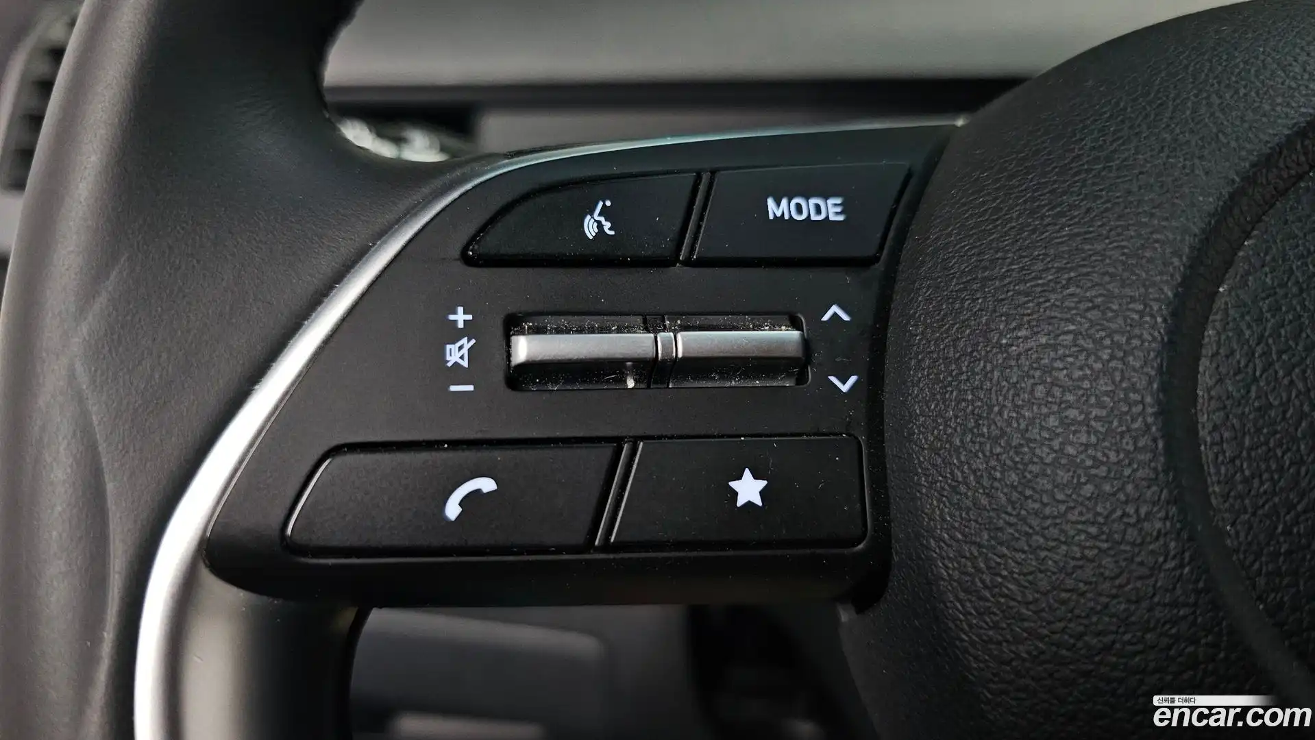 Staria Hyundai 2025.4-OPTION-040