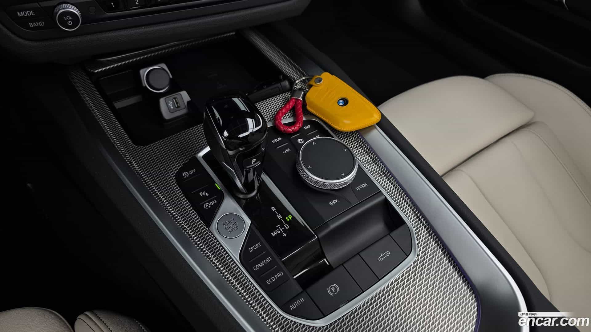 Z4 BMW 2023.2-INNER-009