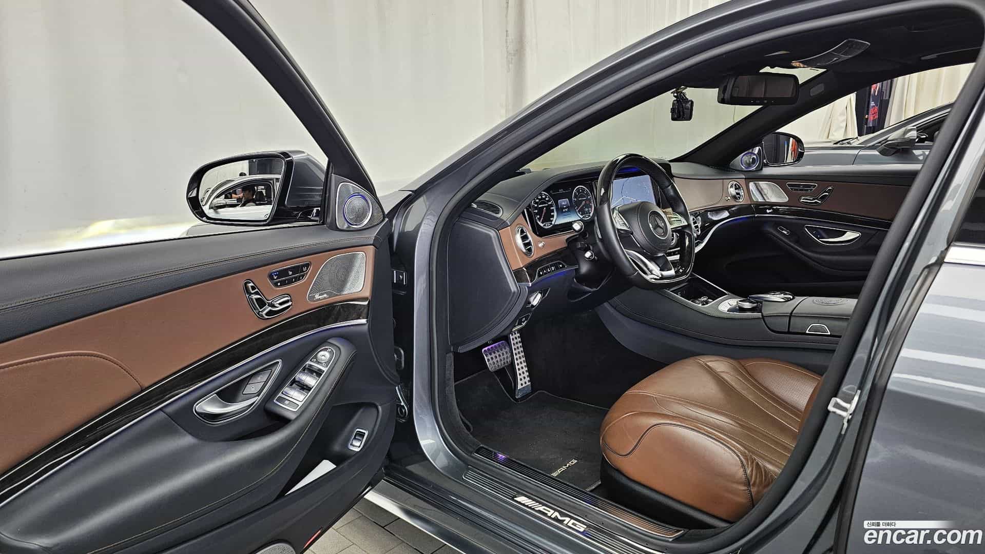 S-Class Mercedes-Benz 2016.0-INNER-010