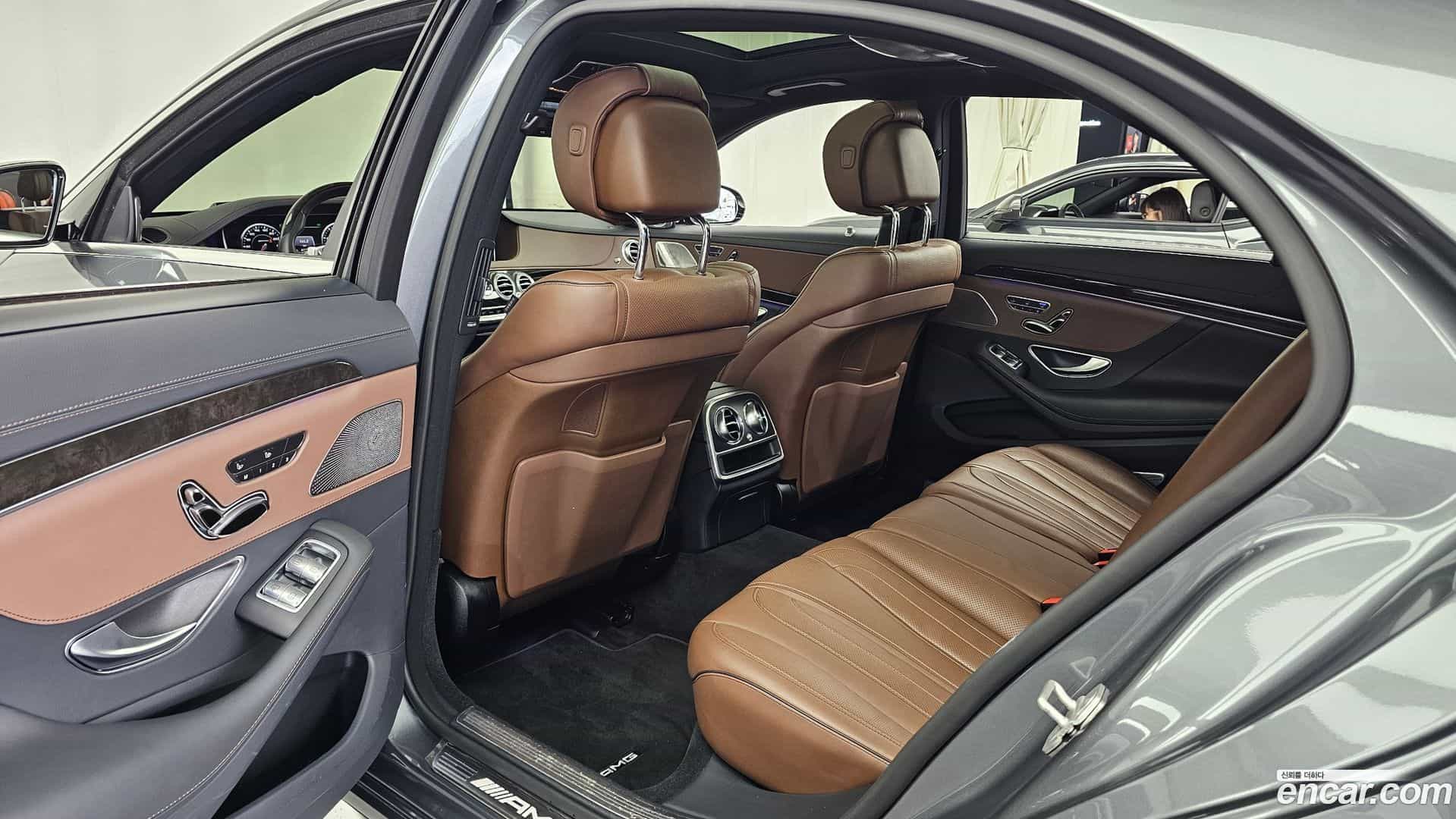 S-Class Mercedes-Benz 2016.0-OPTION-015