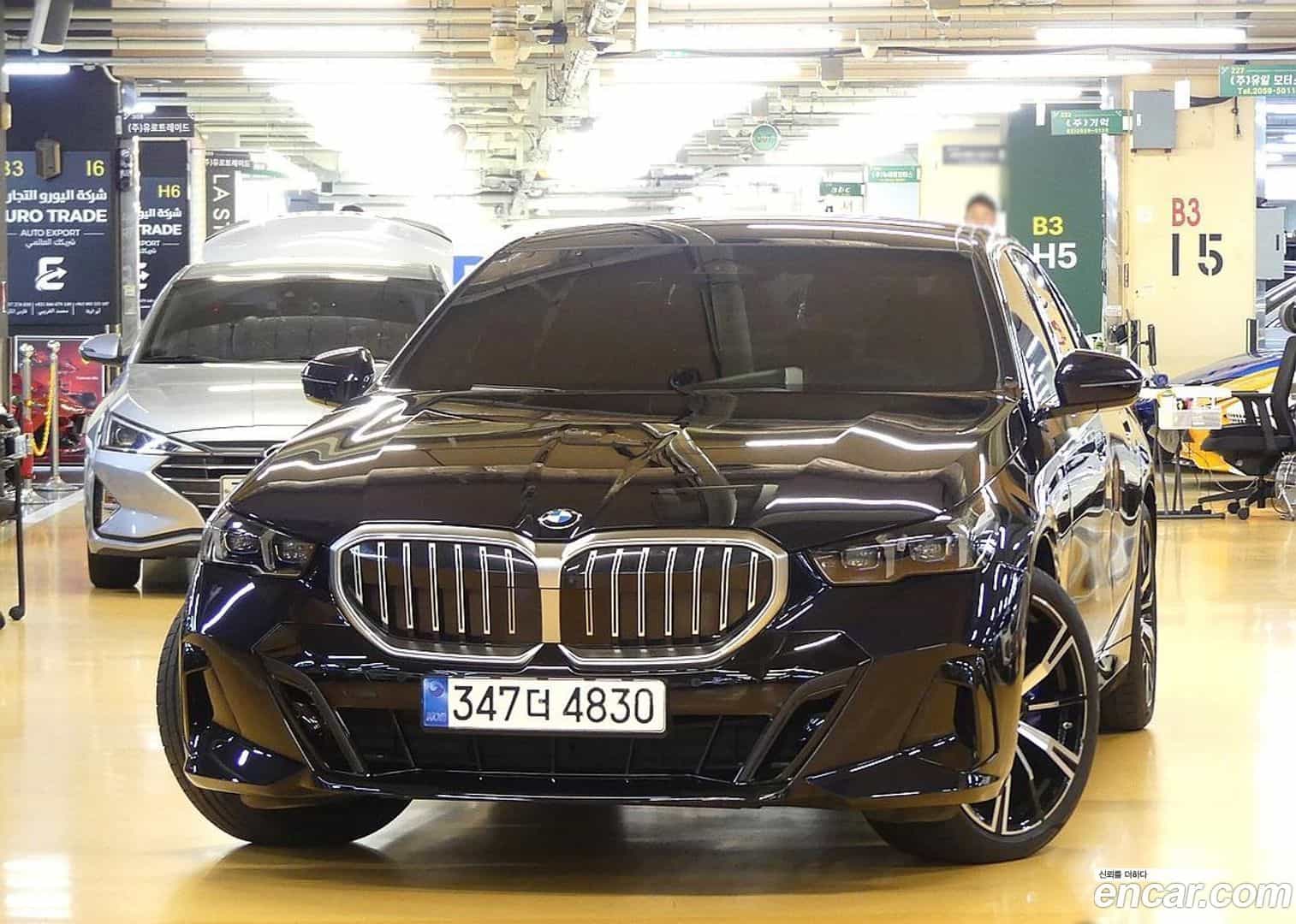 5-Series BMW 2024.8-OUTER-003