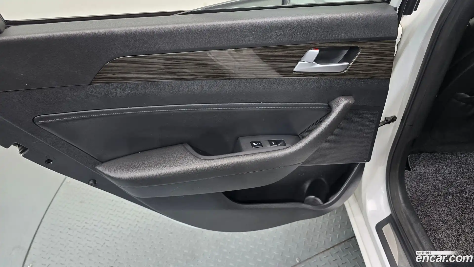 Sonata Hyundai 2014.8-INNER-035