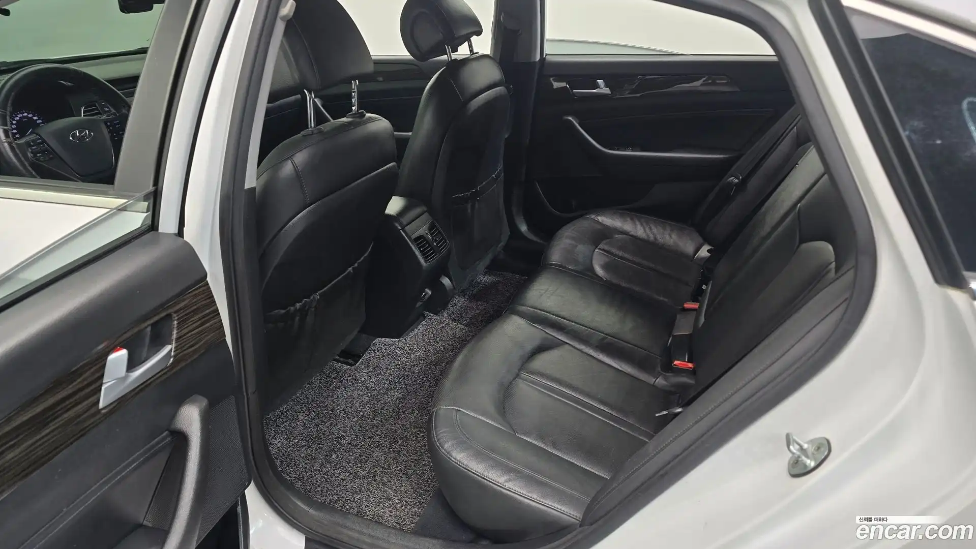 Sonata Hyundai 2014.8-INNER-036