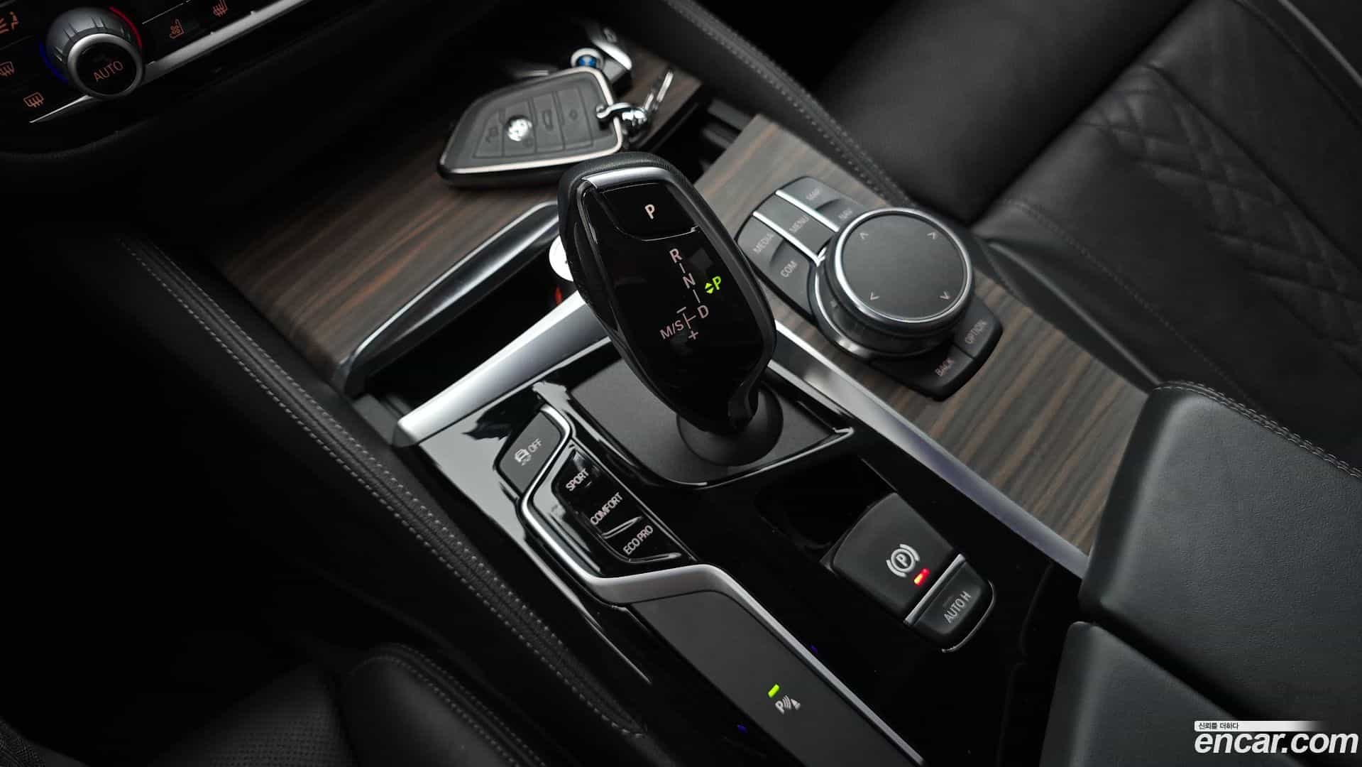 5-Series BMW 2019.5-INNER-009