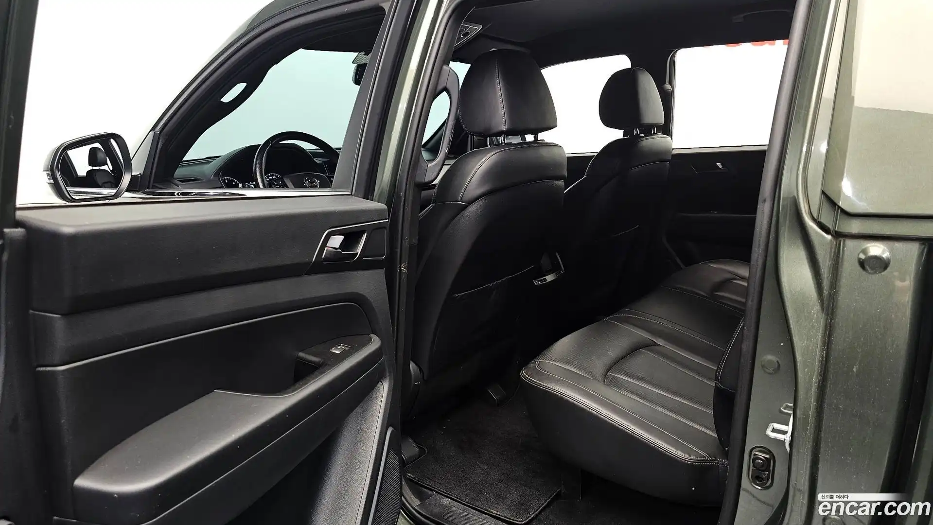 Rexton KG Mobility 2023.0-OPTION-017
