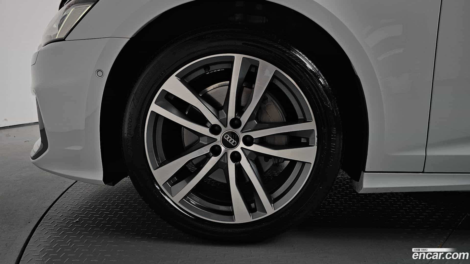 A6 Audi 2021.9-OUTER-005