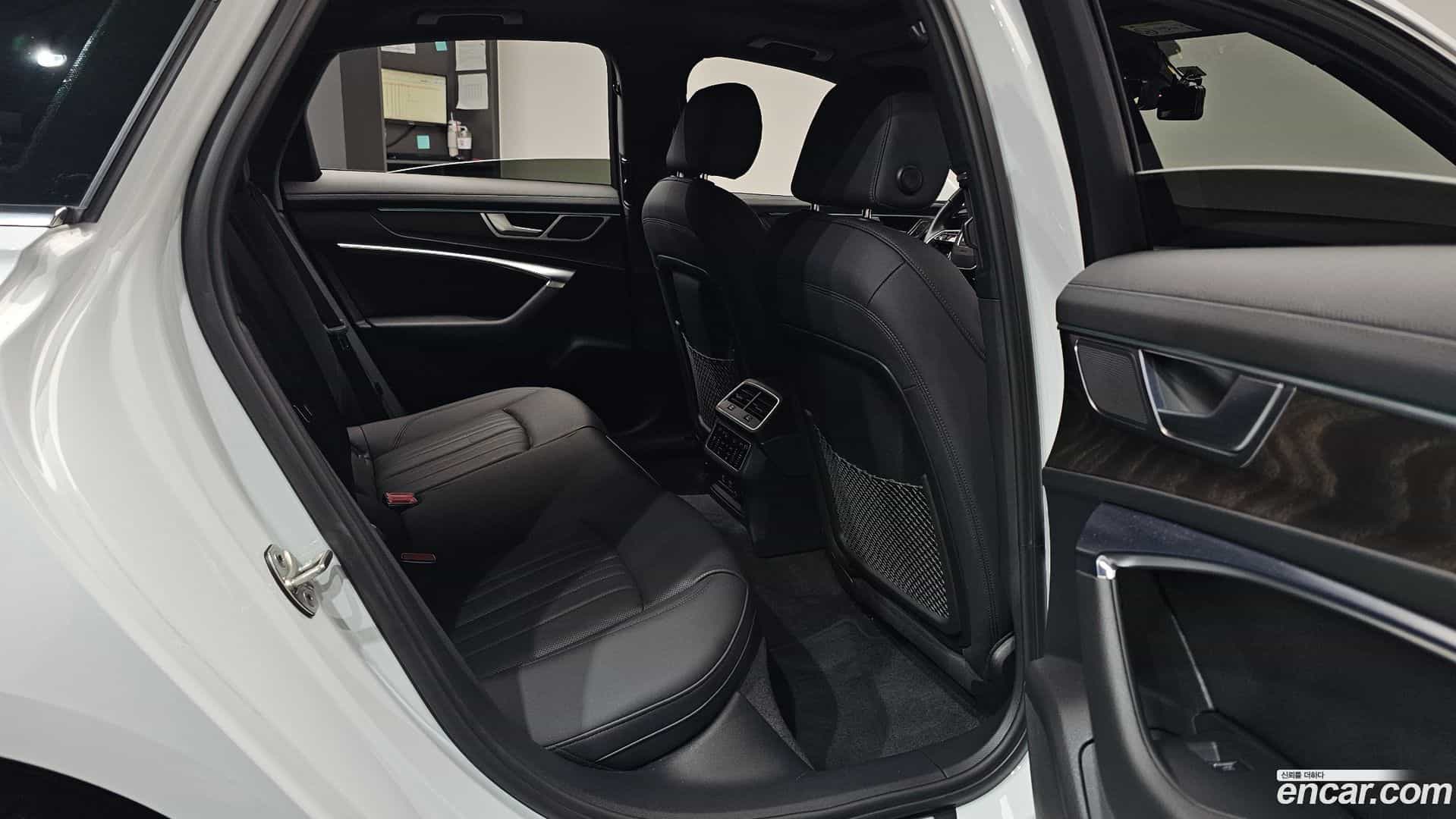 A6 Audi 2021.9-OPTION-015