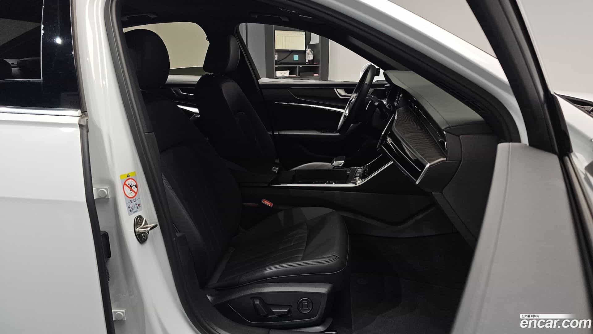 A6 Audi 2021.9-OPTION-016