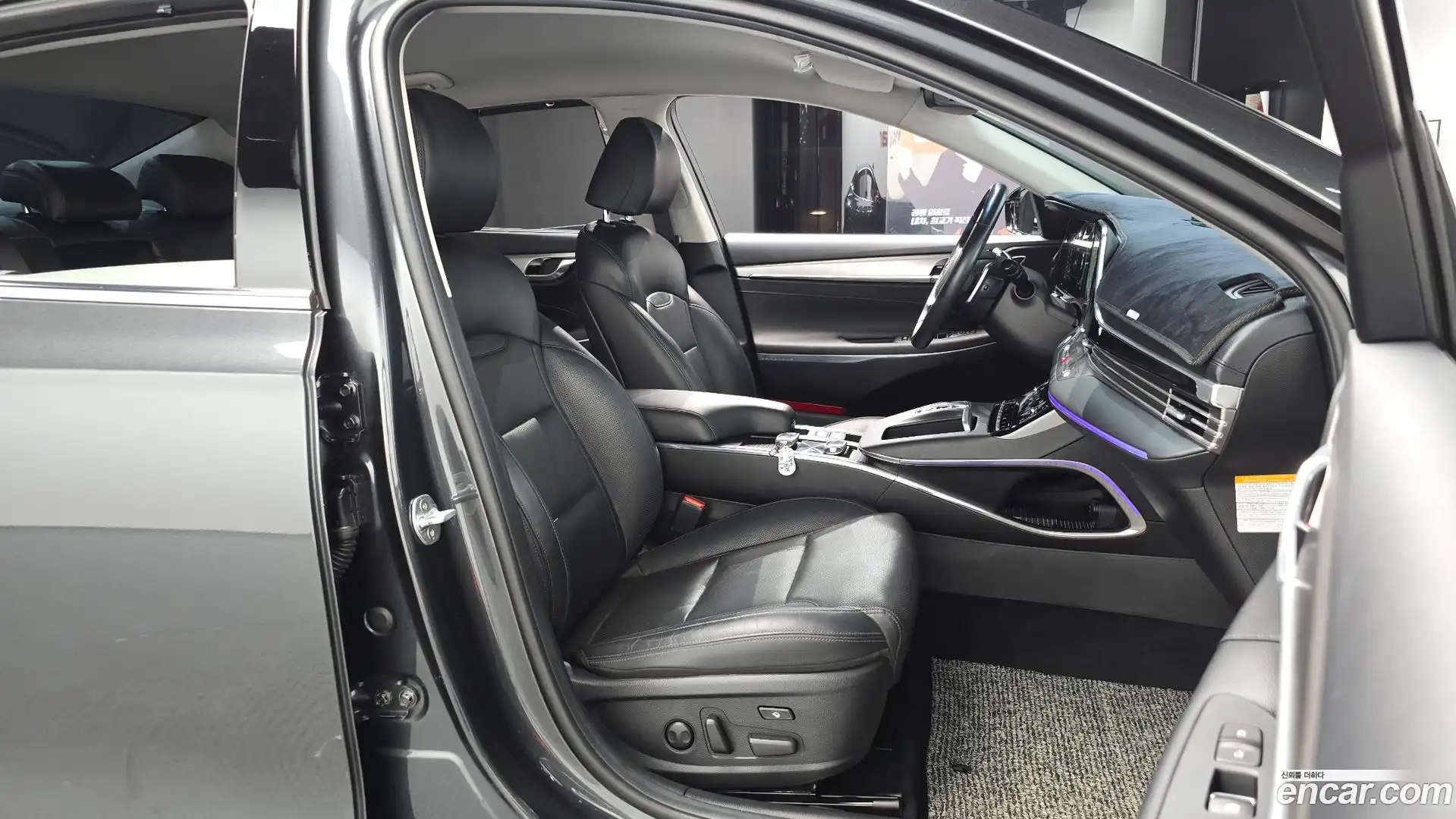 Grandeur Hyundai 2020.6-OPTION-015