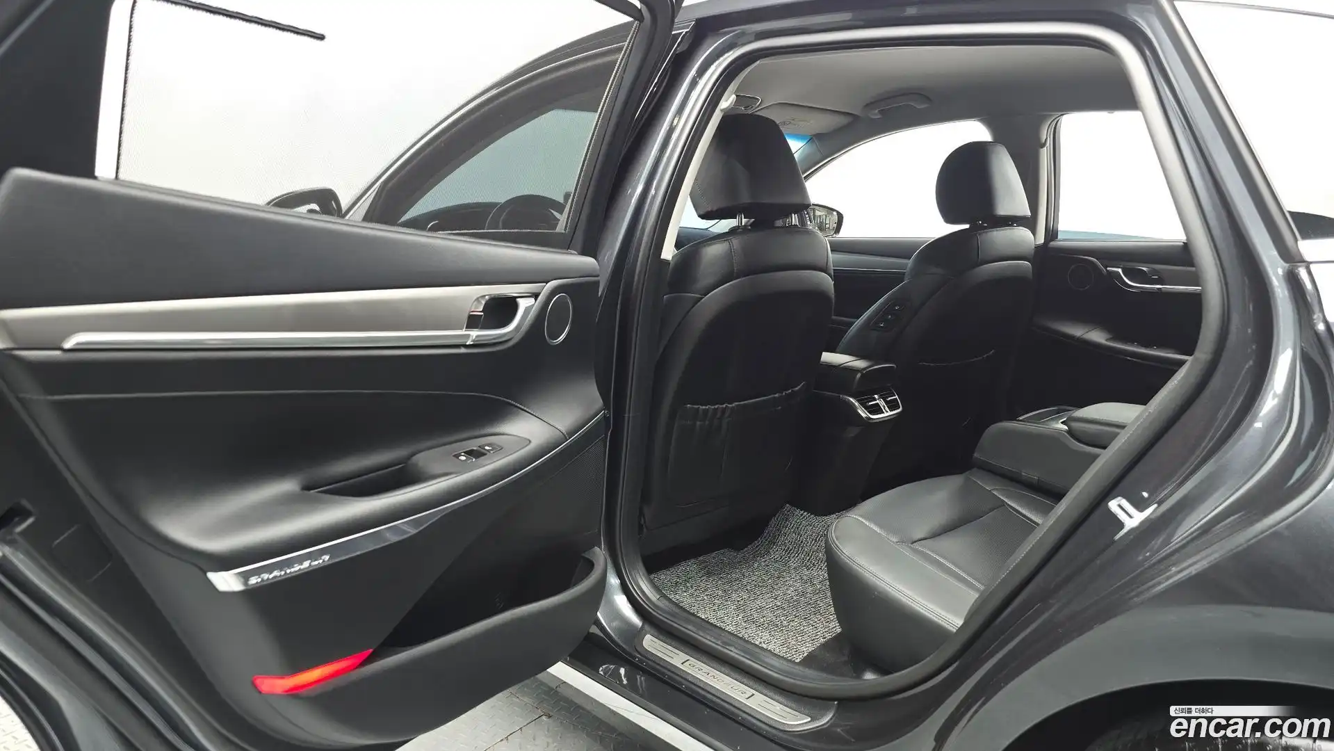 Grandeur Hyundai 2020.6-INNER-036