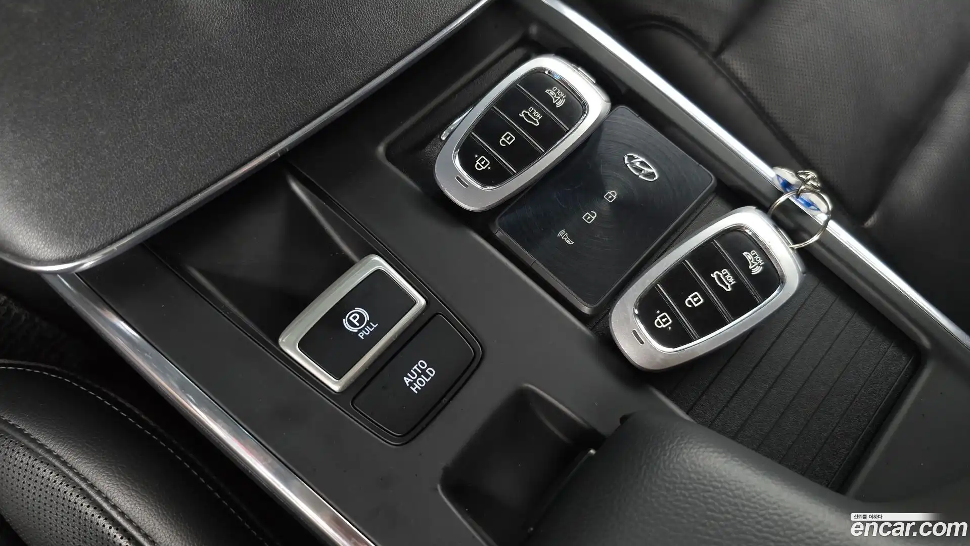 Grandeur Hyundai 2020.6-OPTION-044