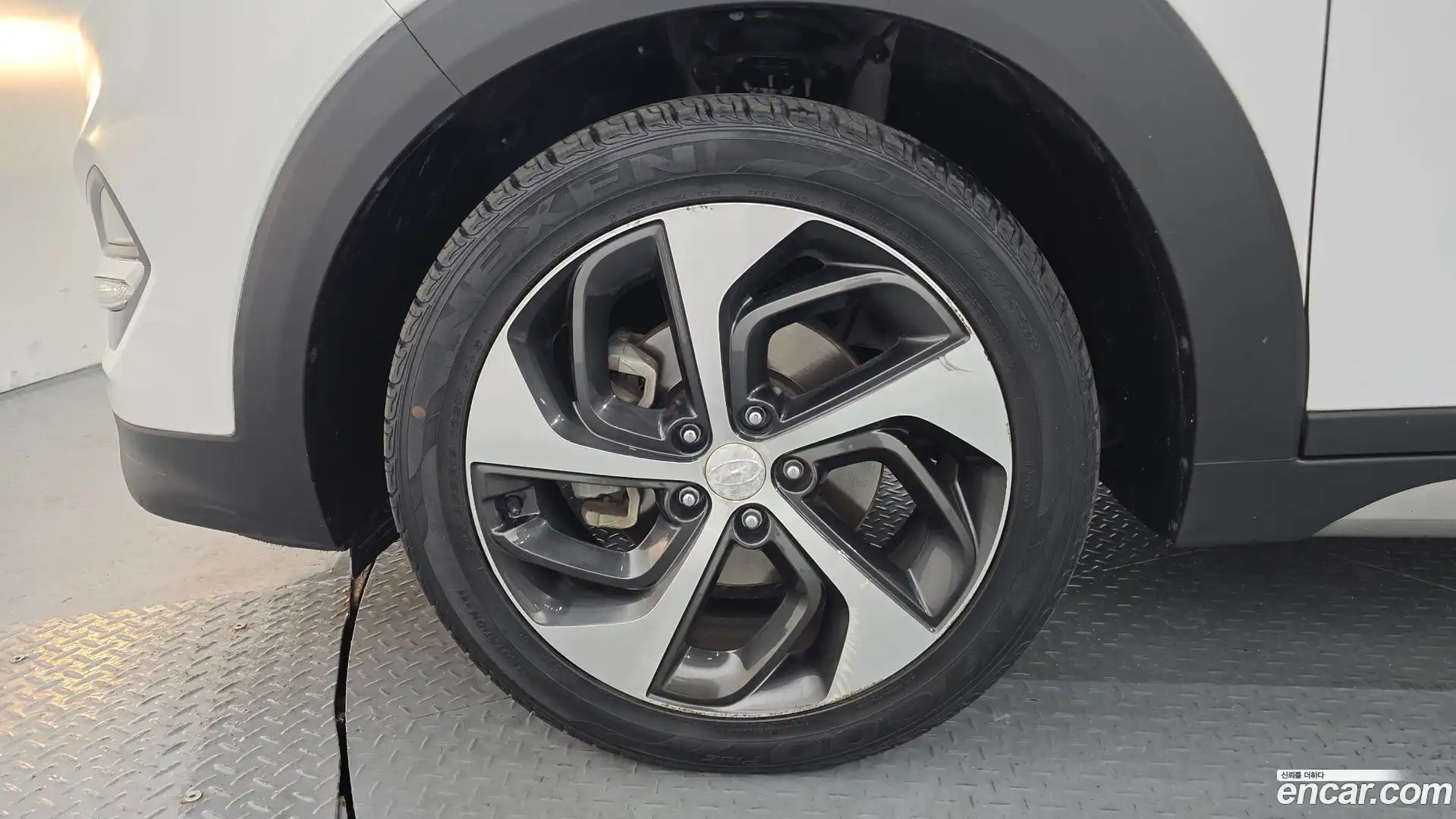 Tucson Hyundai 2016.8-OUTER-005