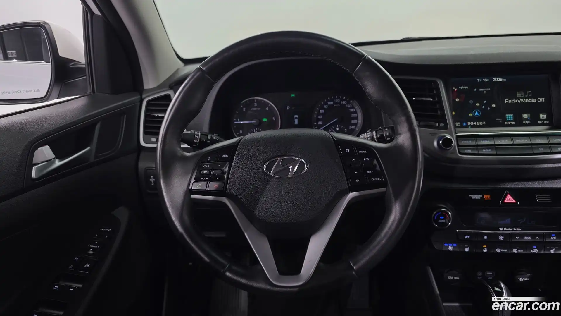 Tucson Hyundai 2016.8-OPTION-019
