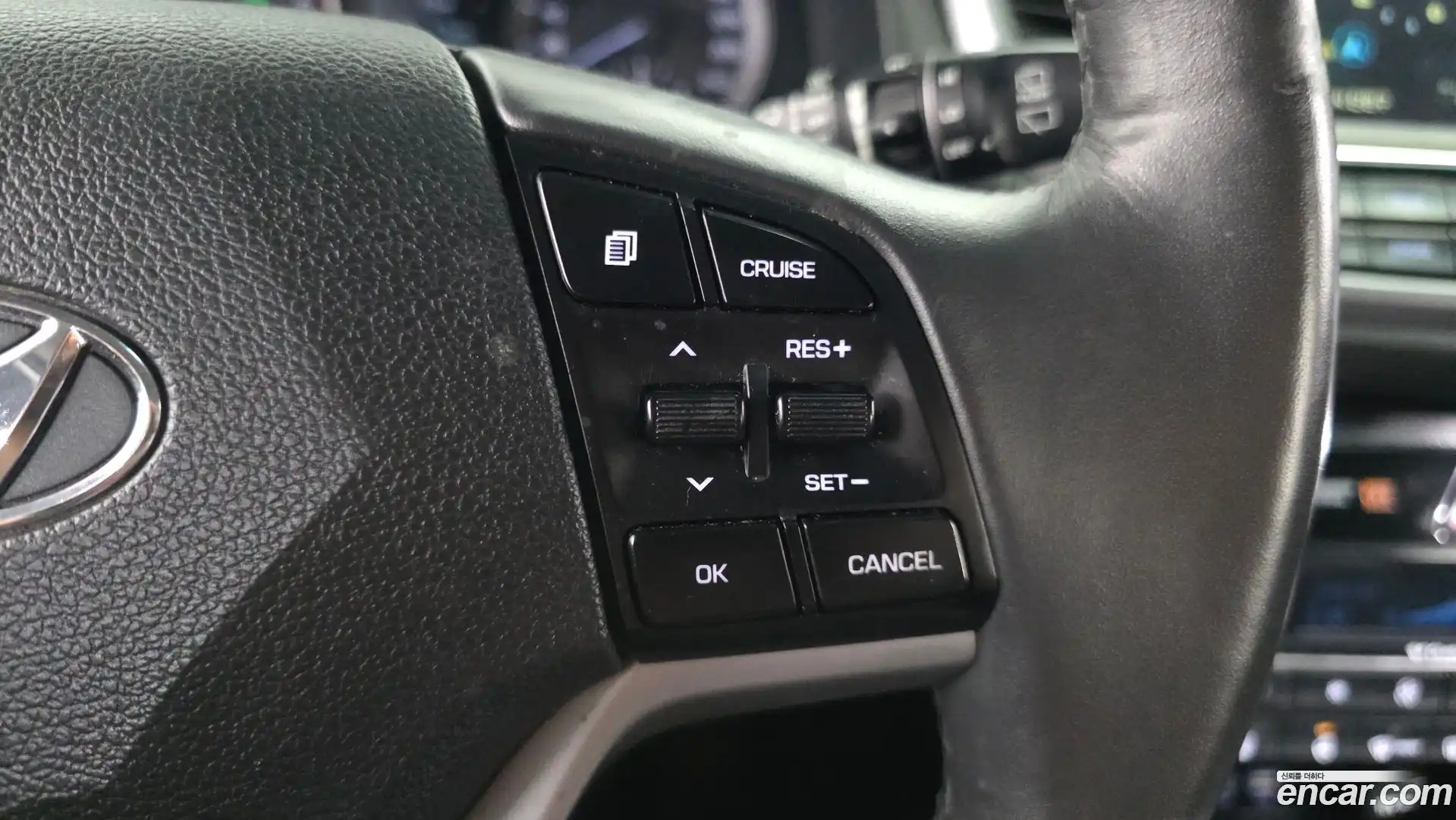 Tucson Hyundai 2016.8-OPTION-022