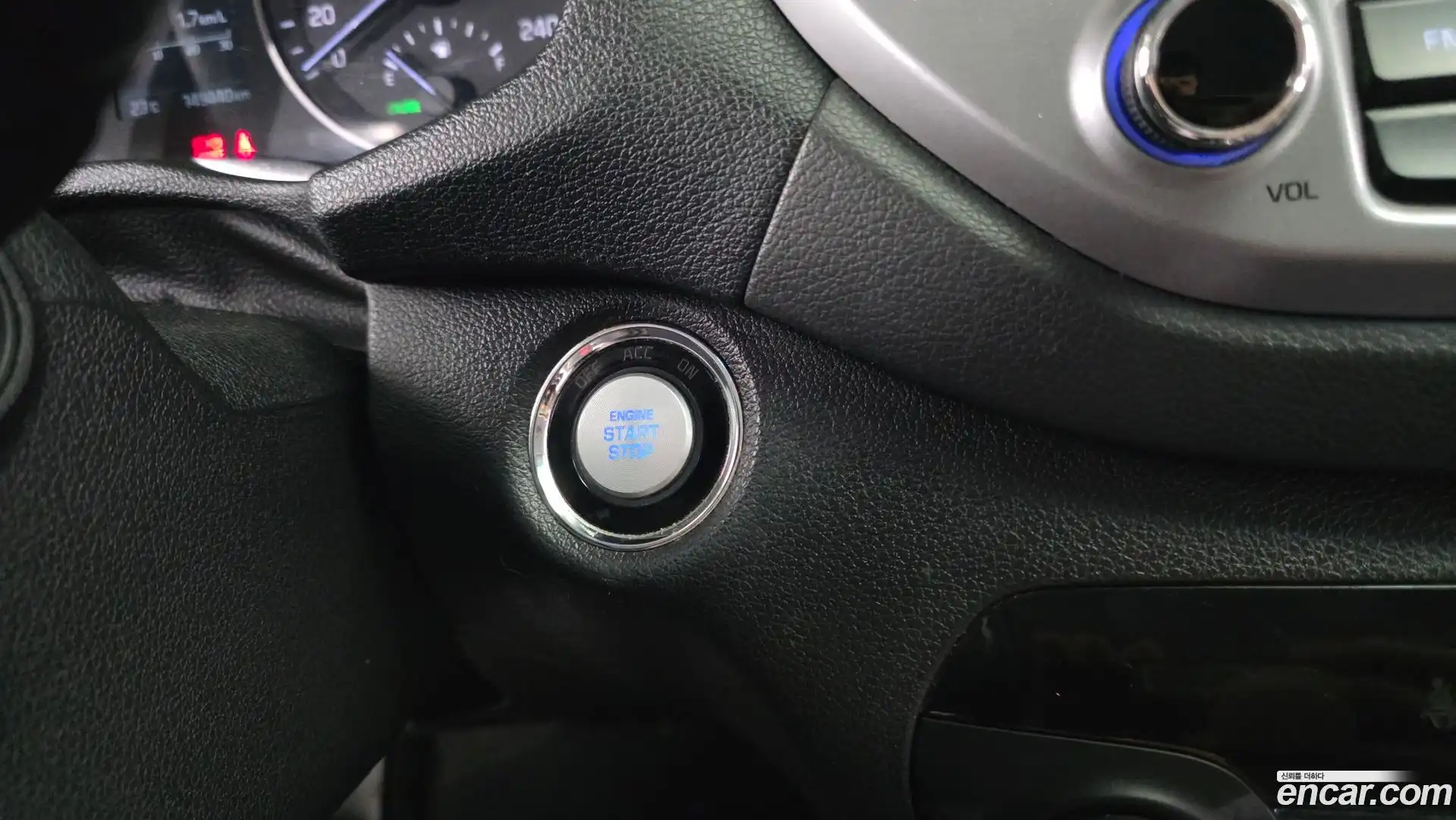 Tucson Hyundai 2016.8-OPTION-042