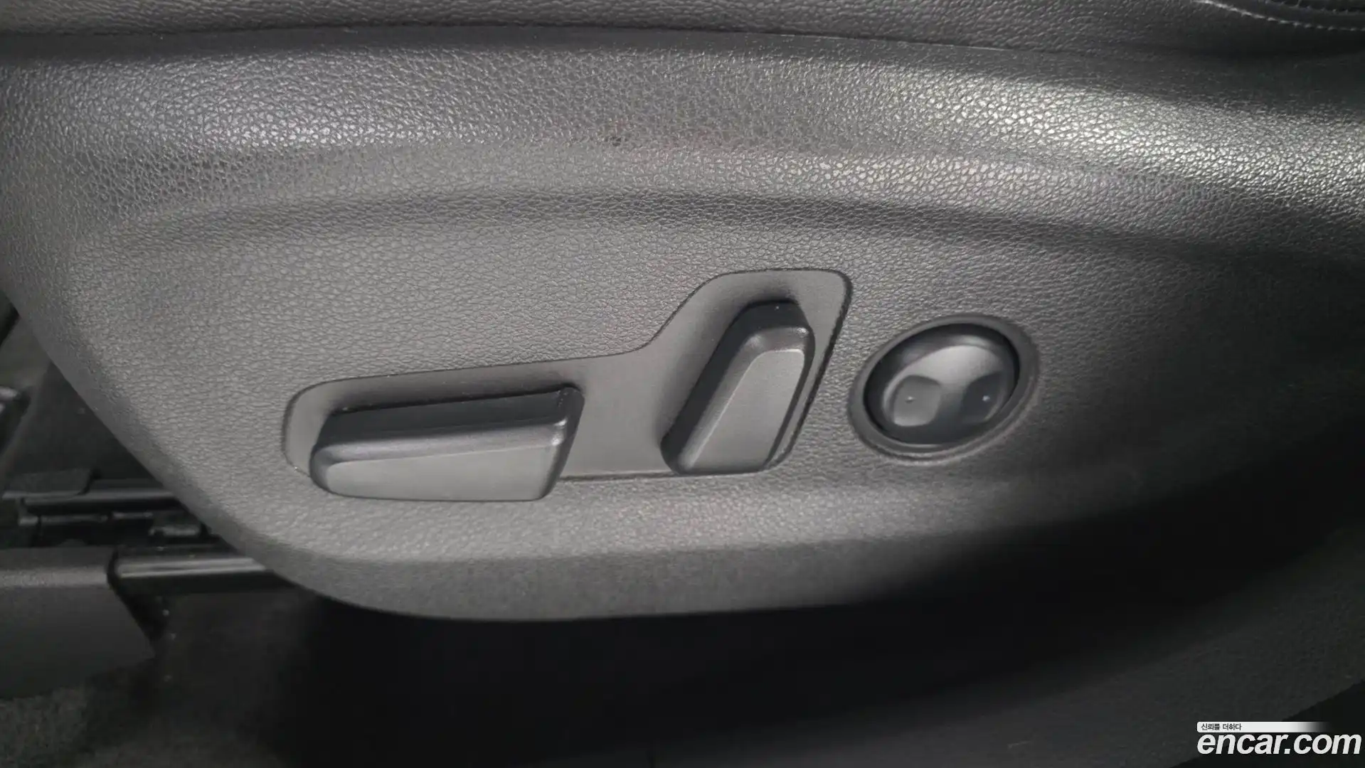 Tucson Hyundai 2016.8-OPTION-044