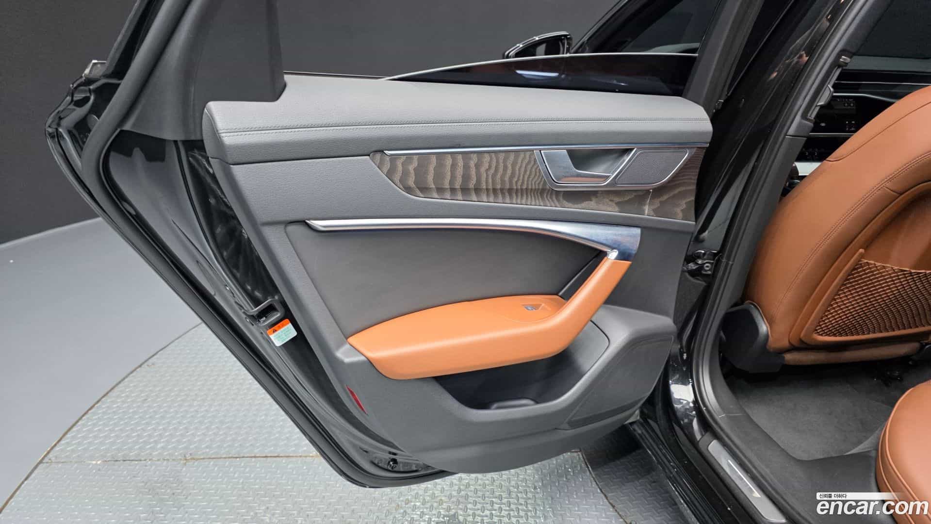 A6 Audi 2020.11-INNER-035