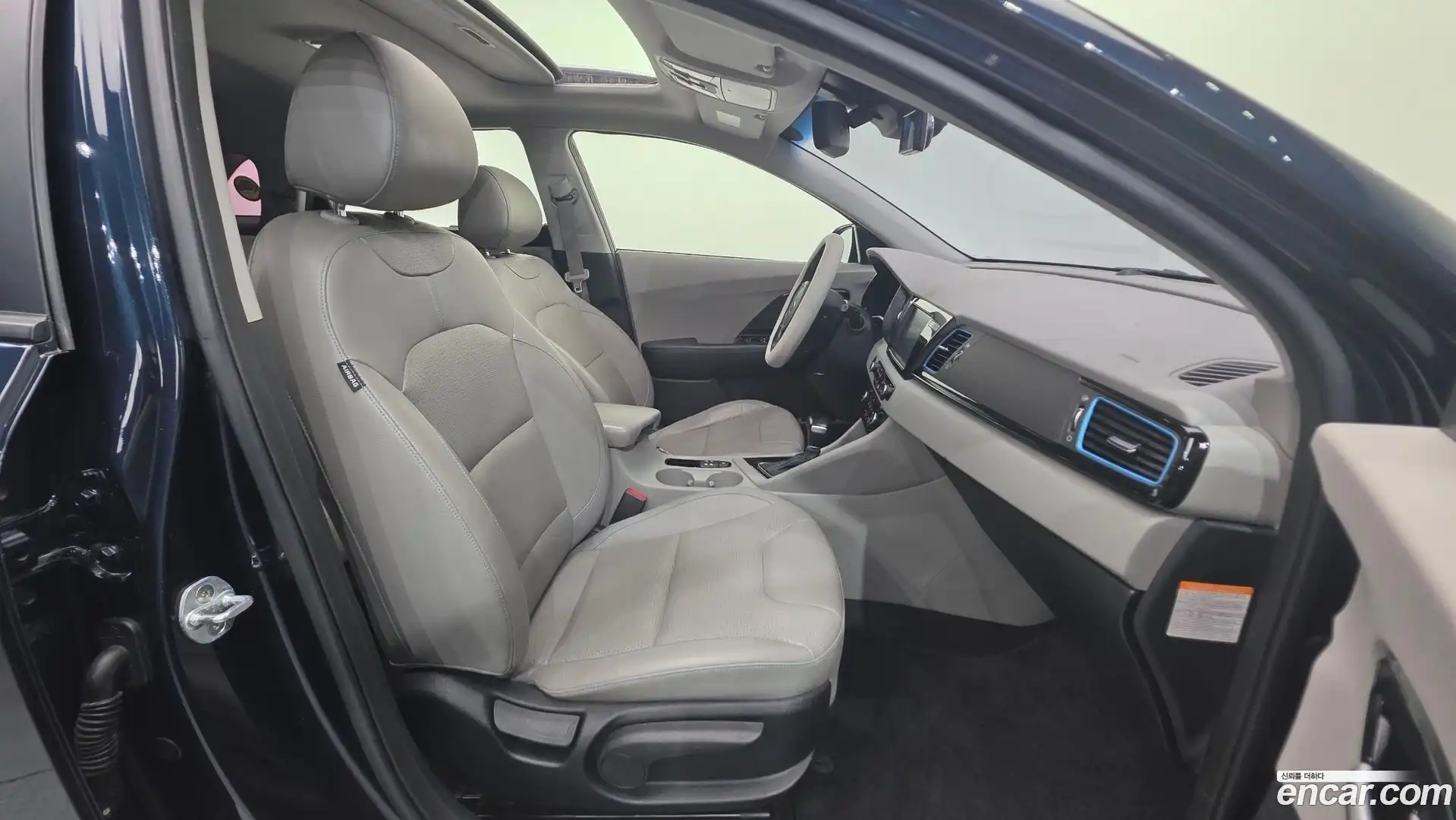 Niro Kia 2017.5-INNER-010