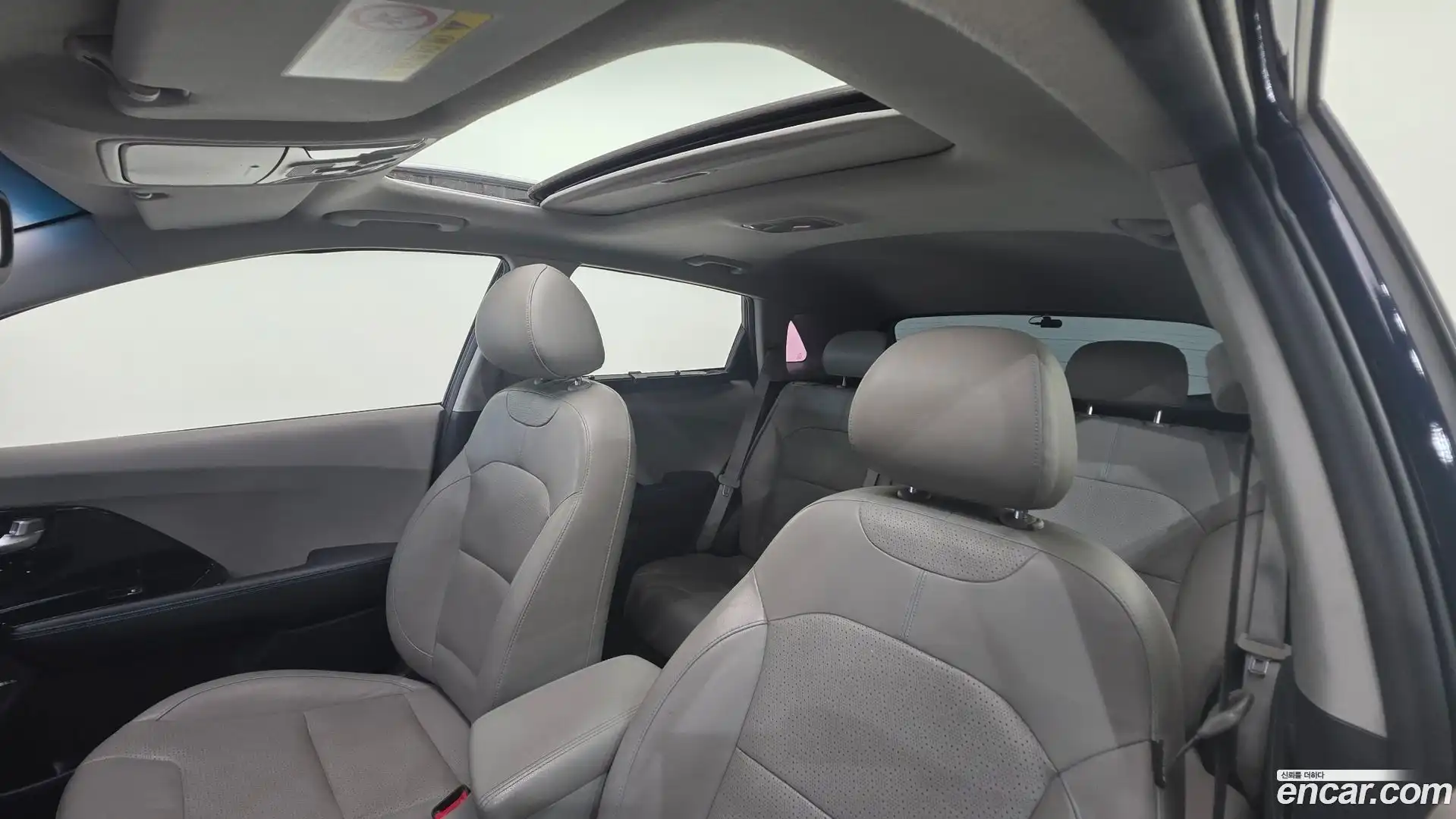 Niro Kia 2017.5-OPTION-015