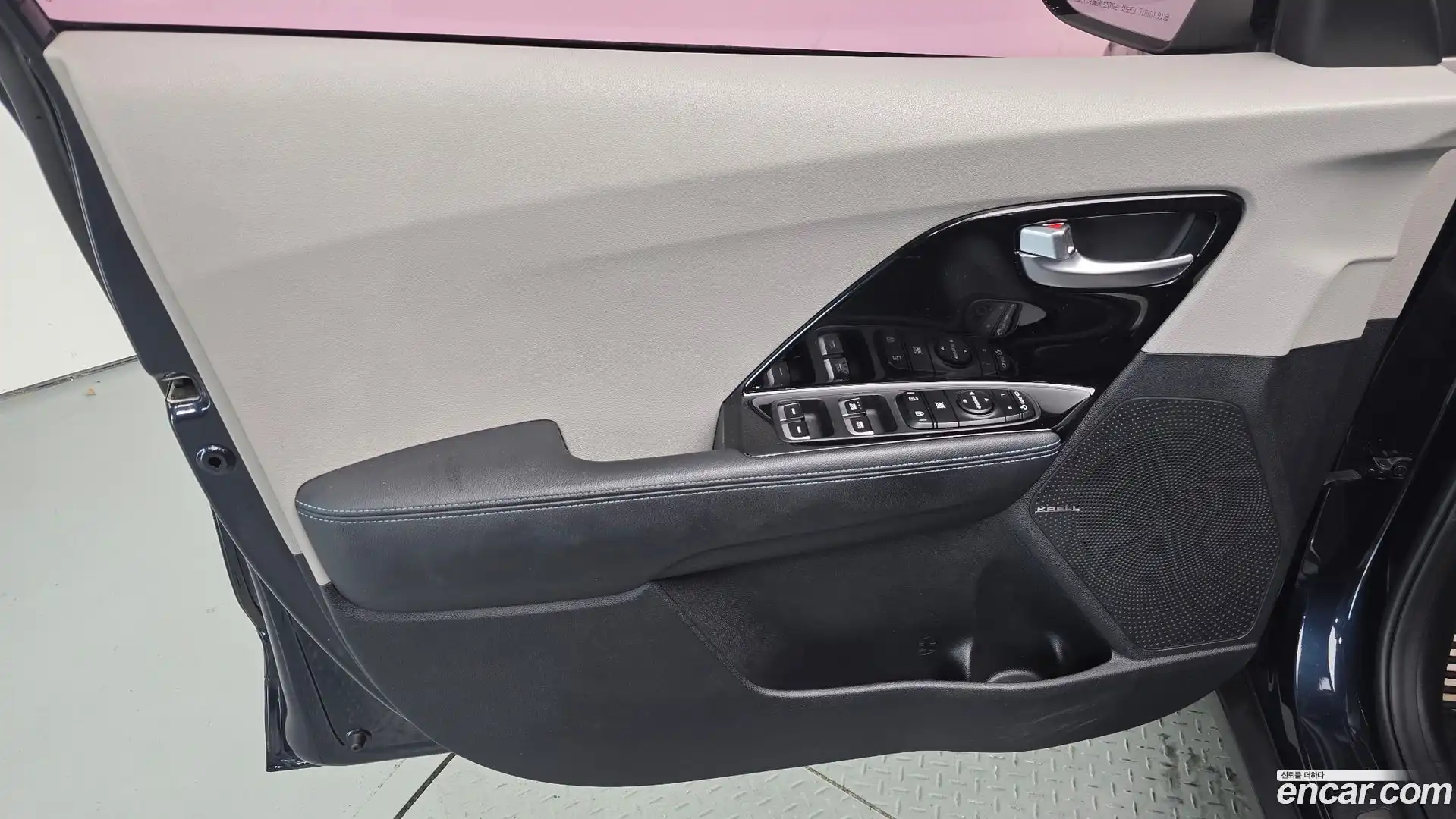Niro Kia 2017.5-INNER-034