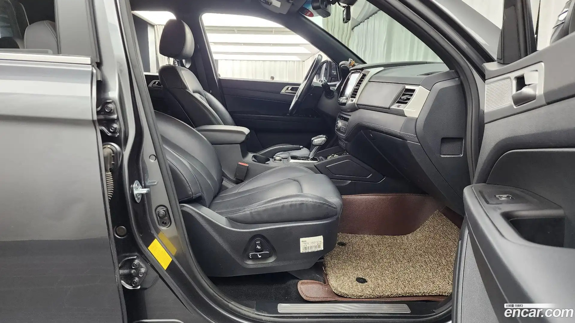 Rexton KG Mobility 2019.3-OPTION-015