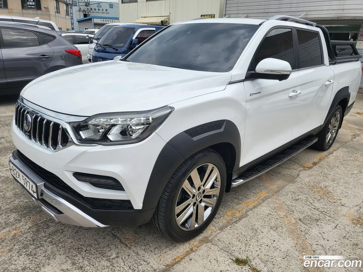 Main__Slider__Photo:Rexton KG Mobility 2020.5-0