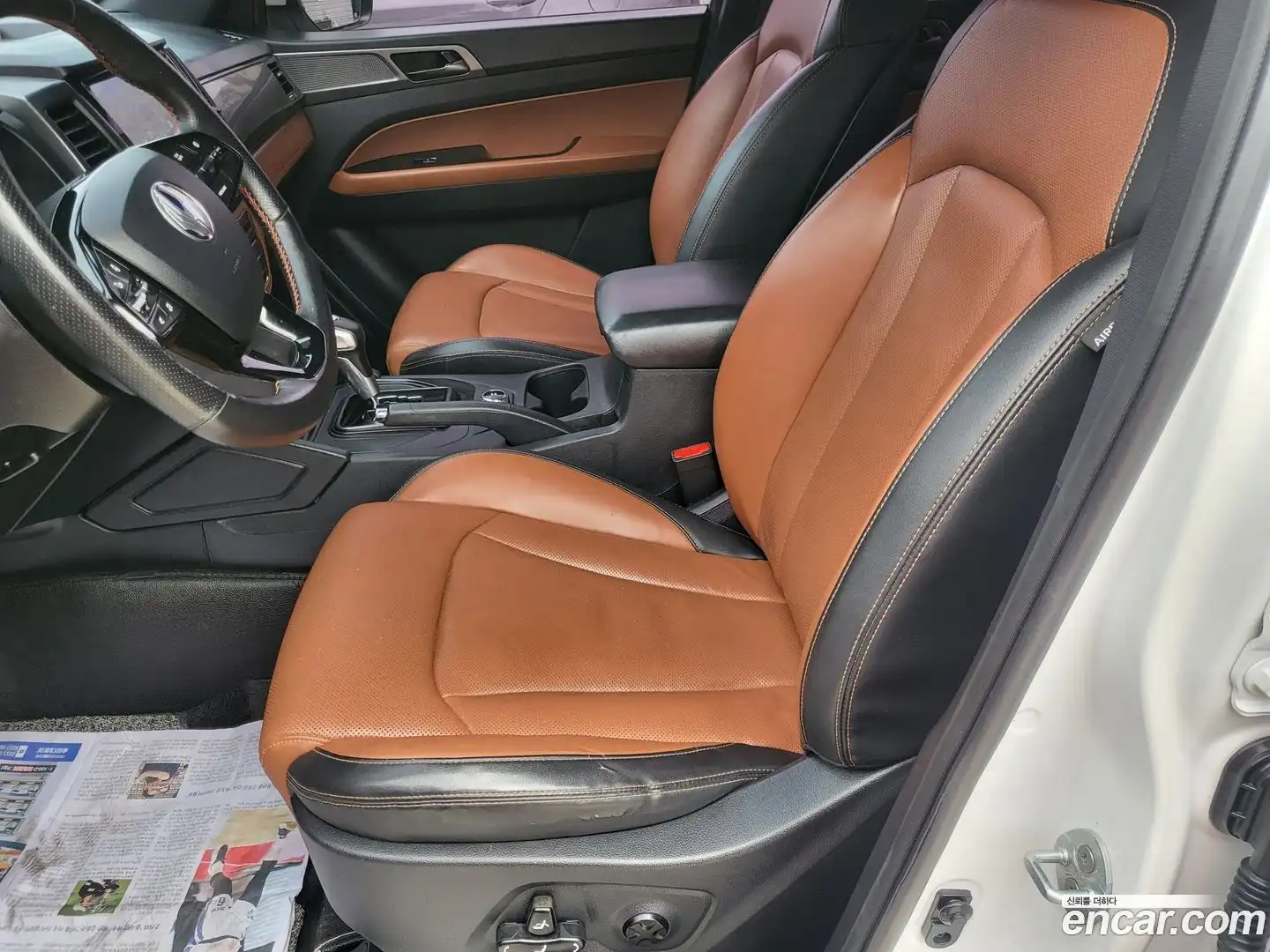 Rexton KG Mobility 2020.5-INNER-008