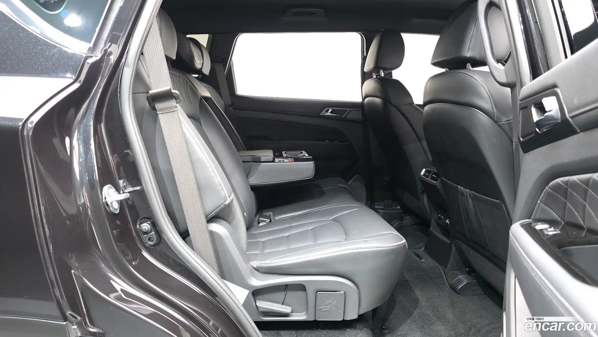 Rexton KG Mobility 2024.6-OPTION-015