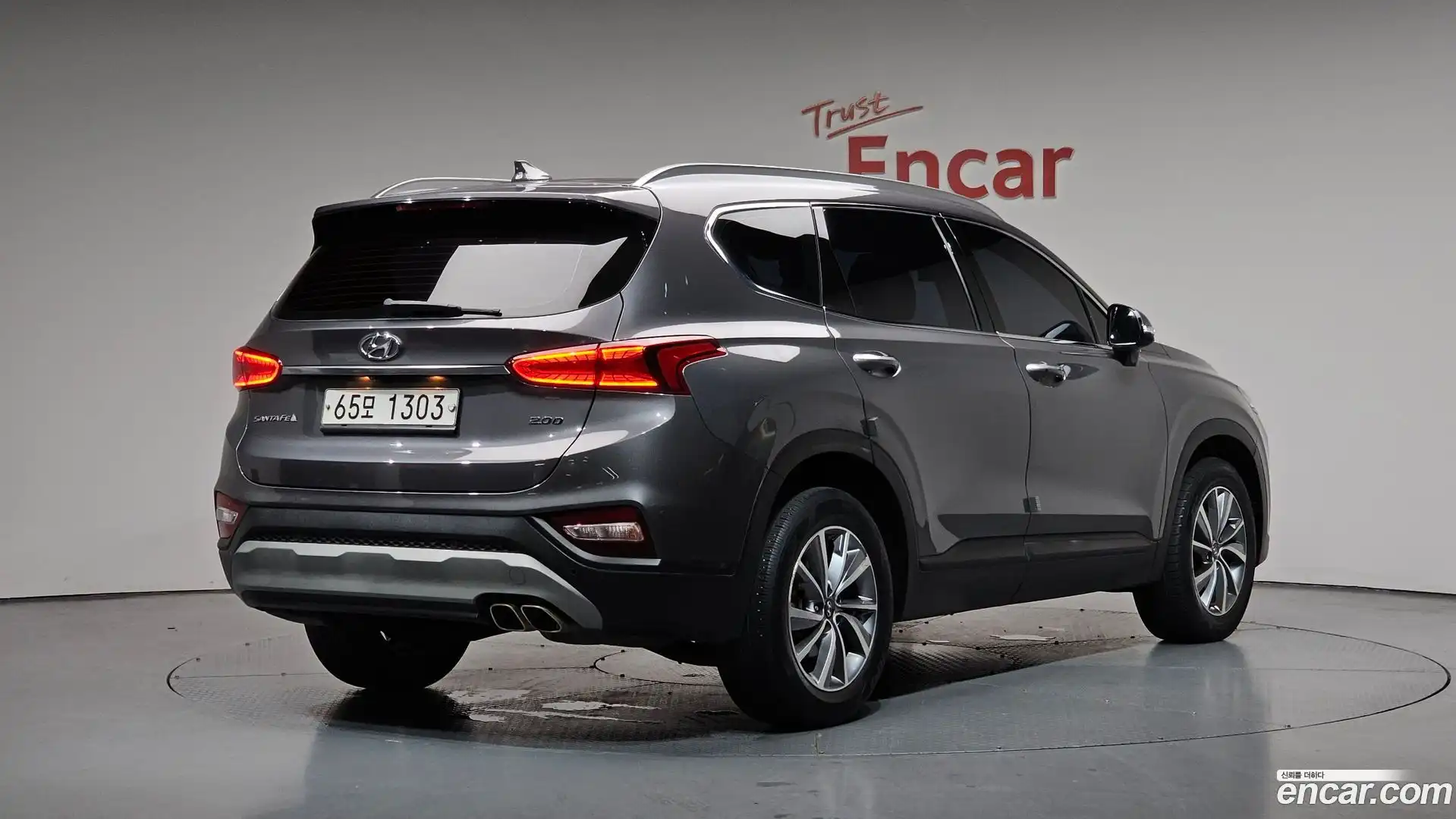 Santafe Hyundai 2018.4-OUTER-002