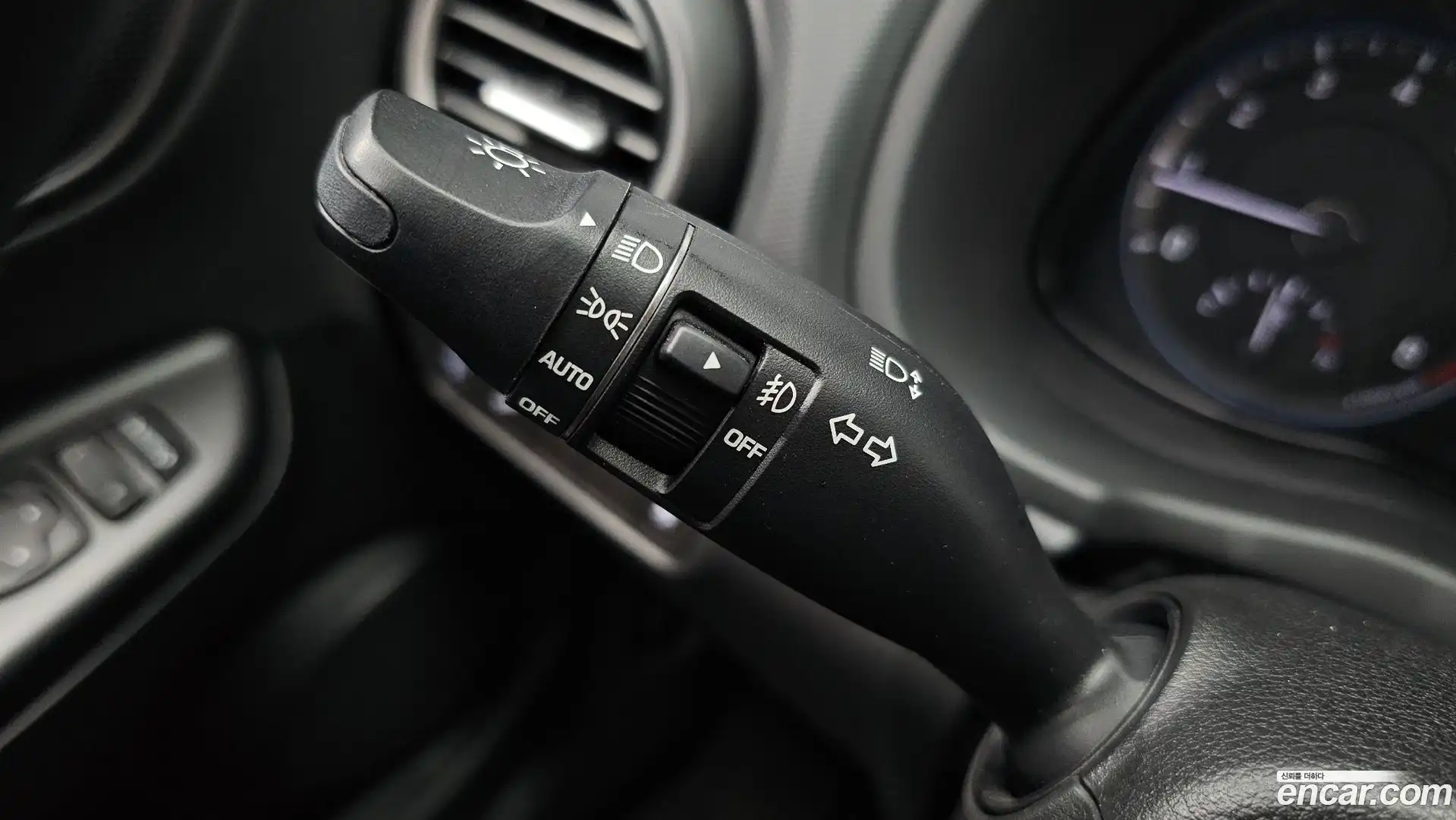 Kona Hyundai 2018.7-OPTION-019