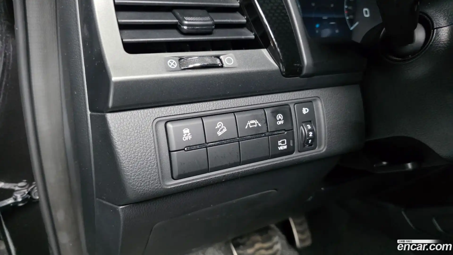 Rexton KG Mobility 2022.10-OPTION-021