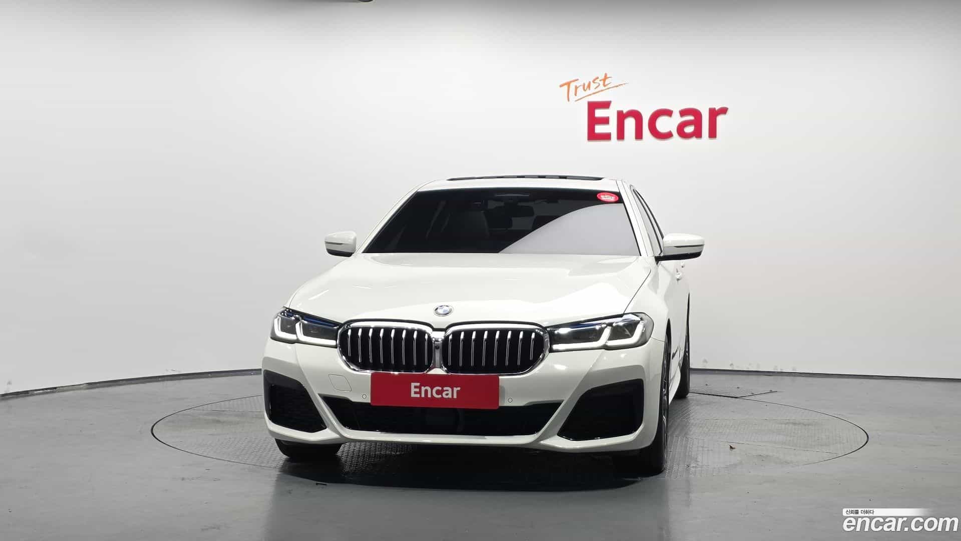 5-Series BMW 2023.6-OUTER-003