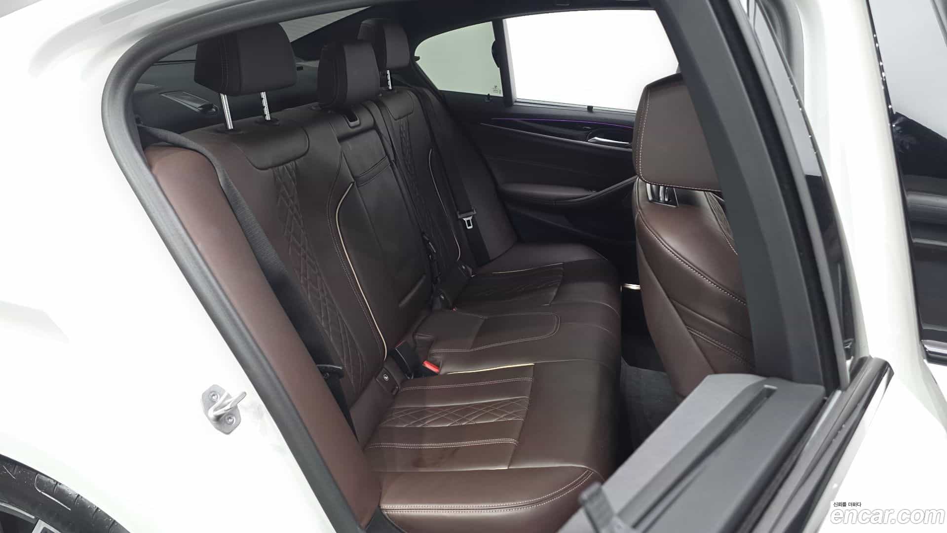 5-Series BMW 2023.6-OPTION-015