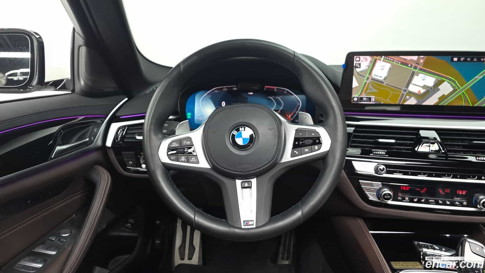 5-Series BMW 2023.6-OPTION-016