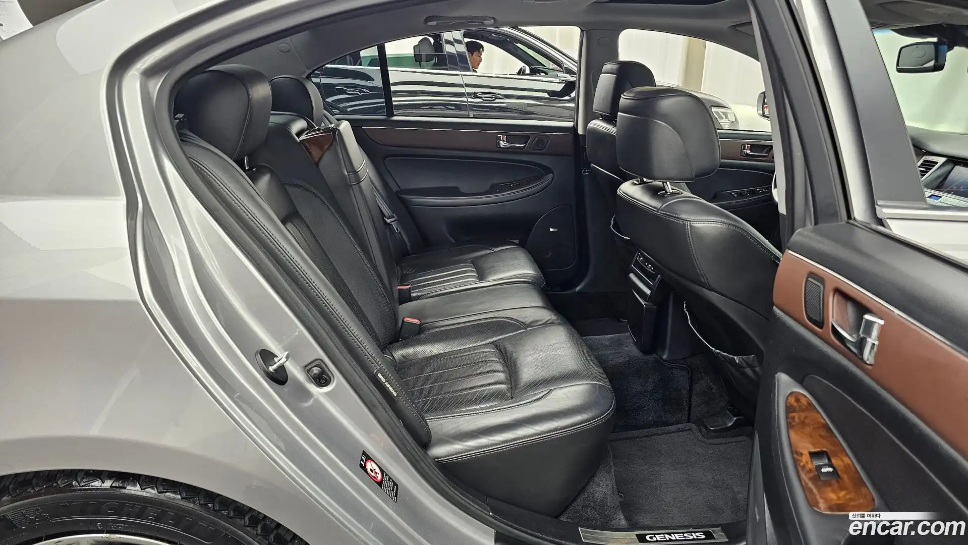 Genesis Hyundai 2010.7-OPTION-015