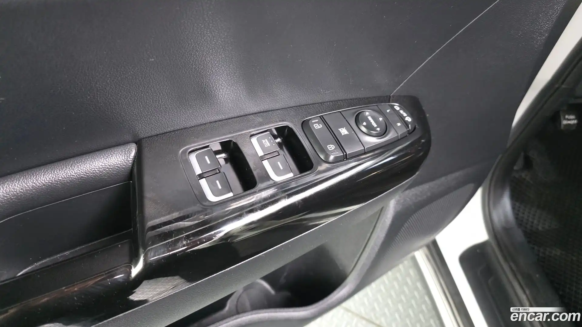 Sportage Kia 2018.2-OPTION-042