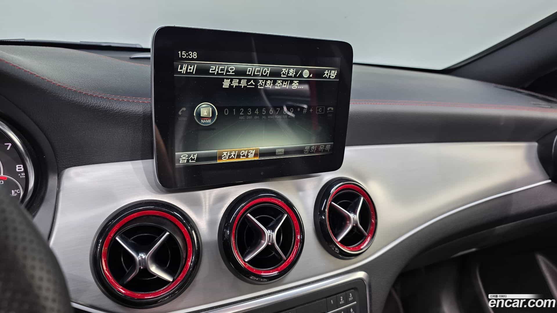 CLA-Class Mercedes-Benz 2015.4-OPTION-018