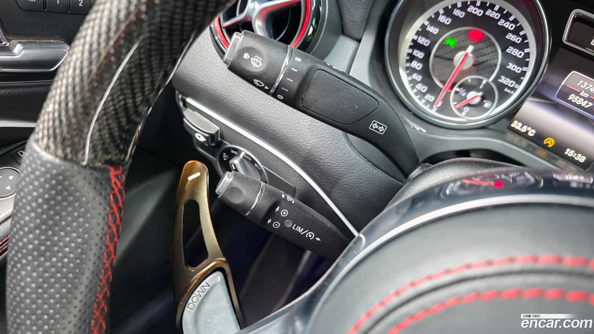 CLA-Class Mercedes-Benz 2015.4-OPTION-022