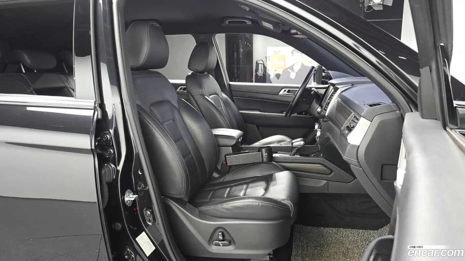 Rexton KG Mobility 2019.6-OPTION-015