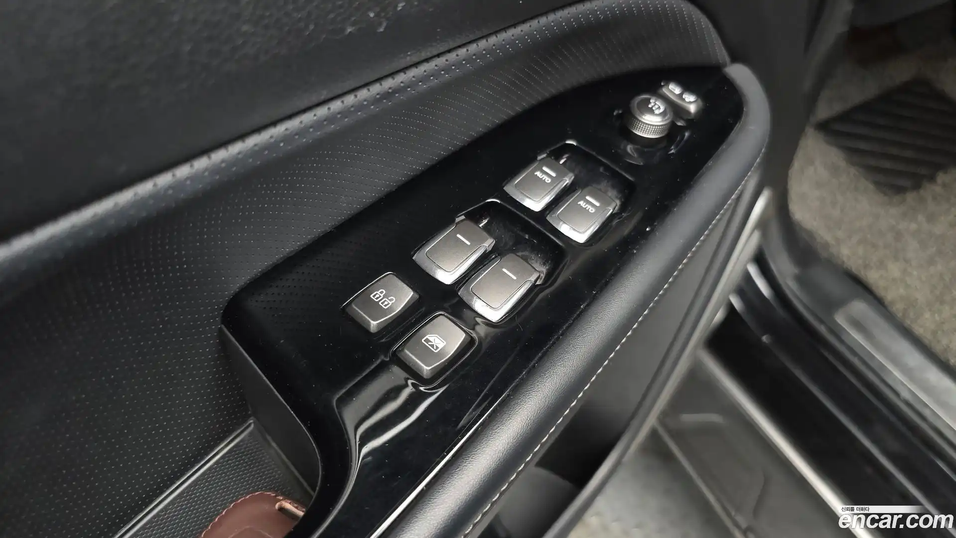 Rexton KG Mobility 2019.6-OPTION-043