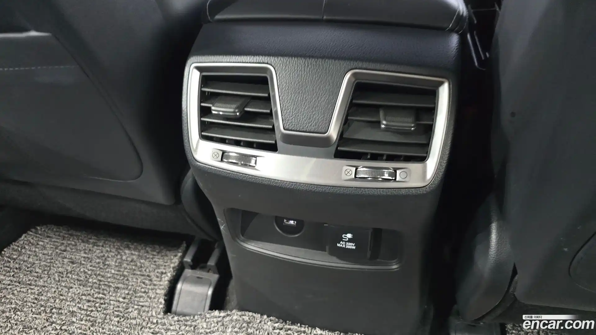 Rexton KG Mobility 2019.6-OPTION-044