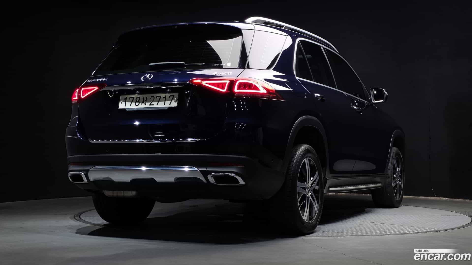 GLE-Class Mercedes-Benz 2020.8-OUTER-002