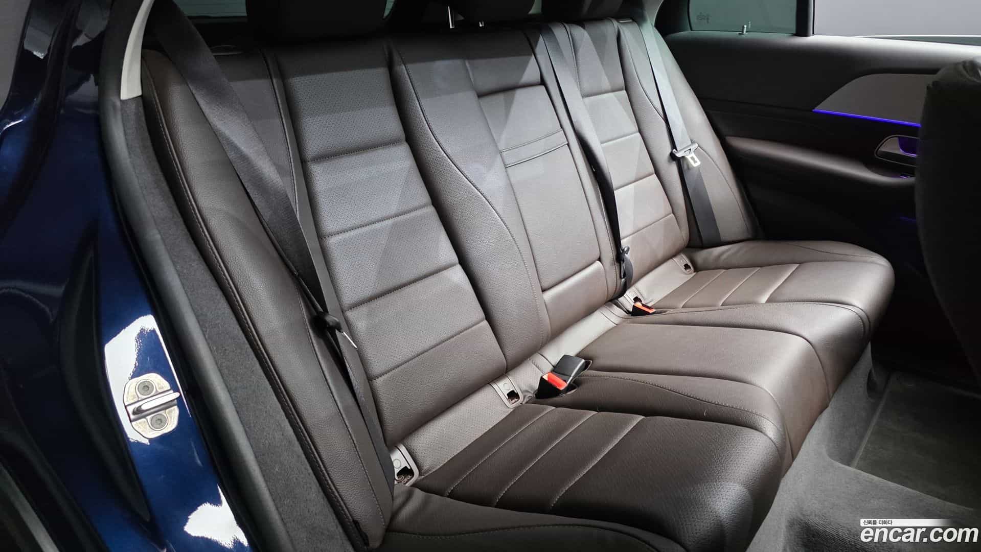 GLE-Class Mercedes-Benz 2020.8-OPTION-015