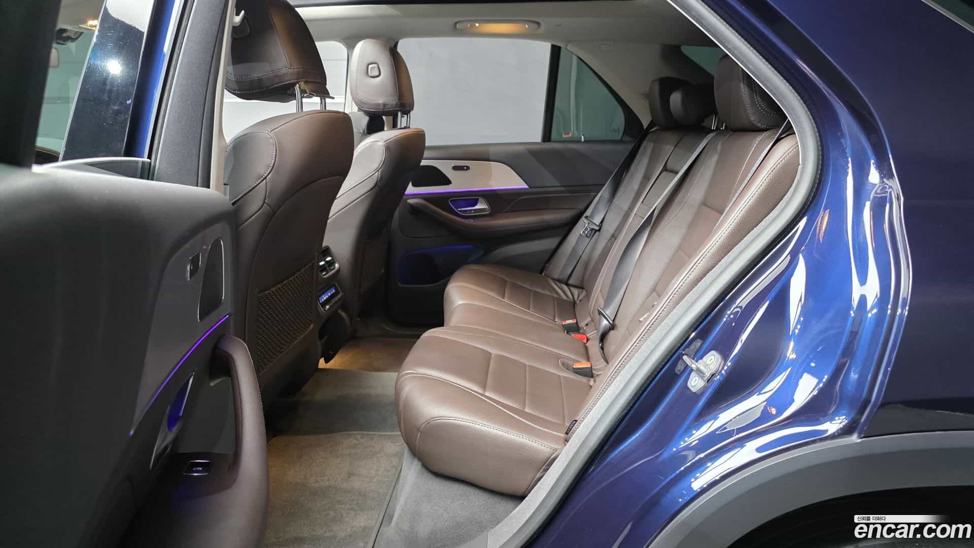 GLE-Class Mercedes-Benz 2020.8-OPTION-016
