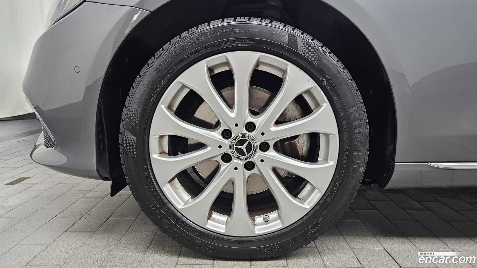E-Class Mercedes-Benz 2018.0-OUTER-005