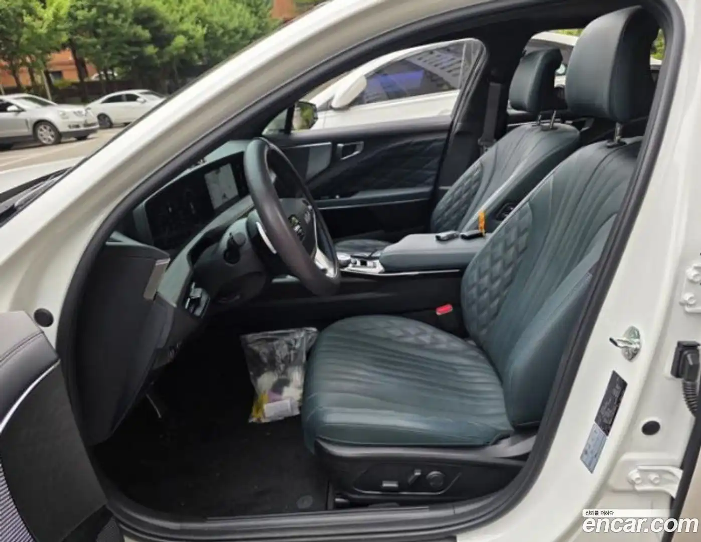 K8 Kia 2023.10-INNER-009