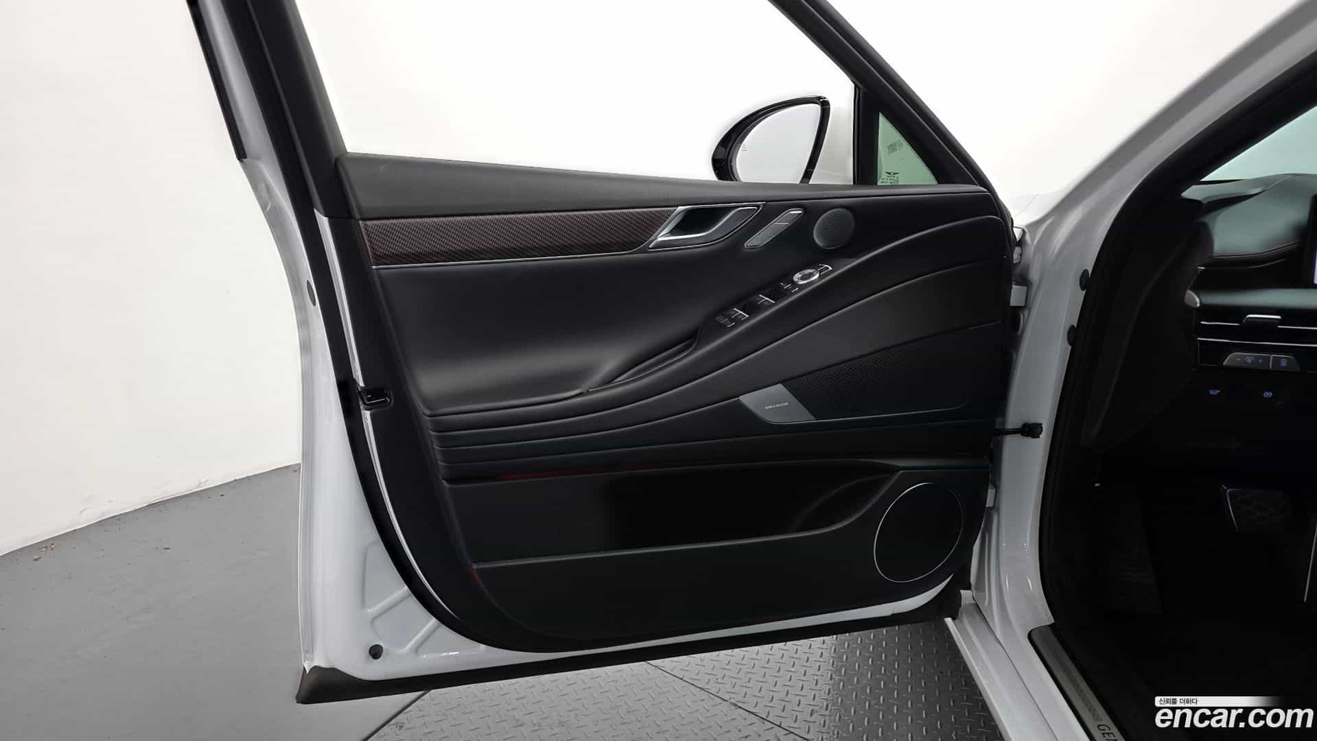 G80 Genesis 2024.4-INNER-034