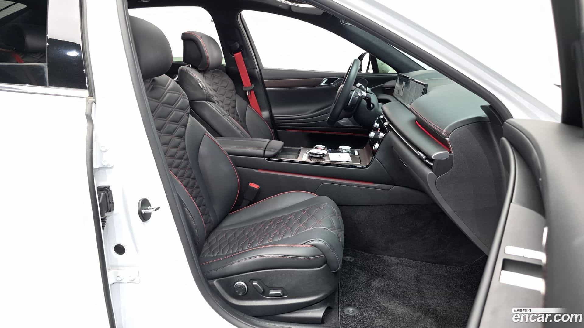 G80 Genesis 2024.4-INNER-036
